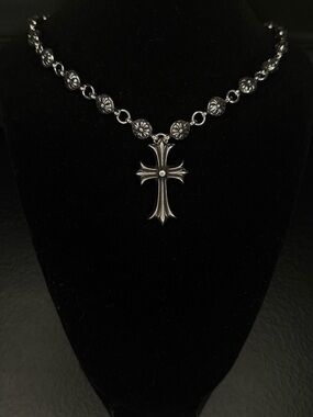 Chrome Hearts Floral Cross Motif Detailed Chain Unisex Necklace